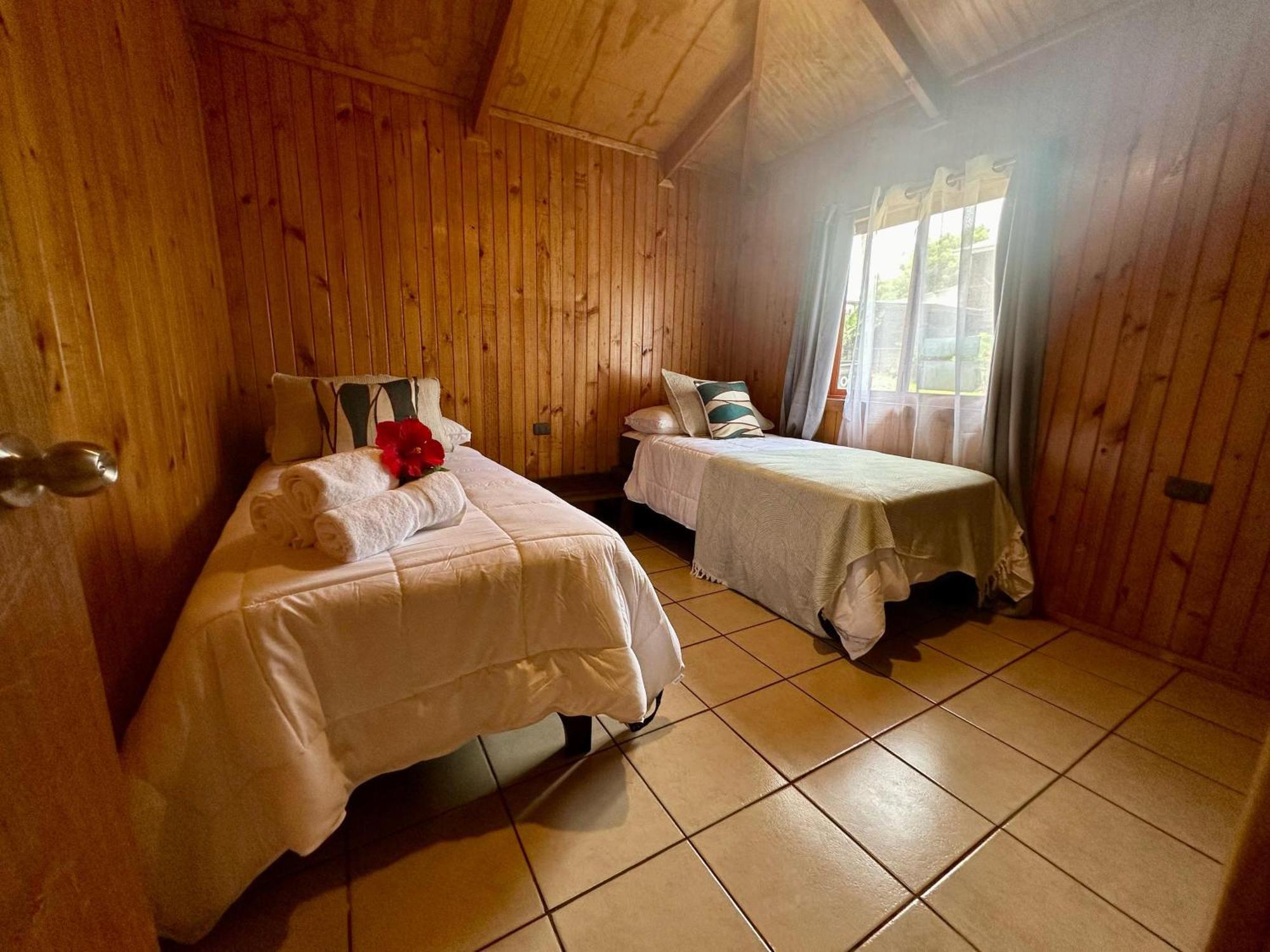 Paraiso Sunset Bungalows Hanga Roa Esterno foto
