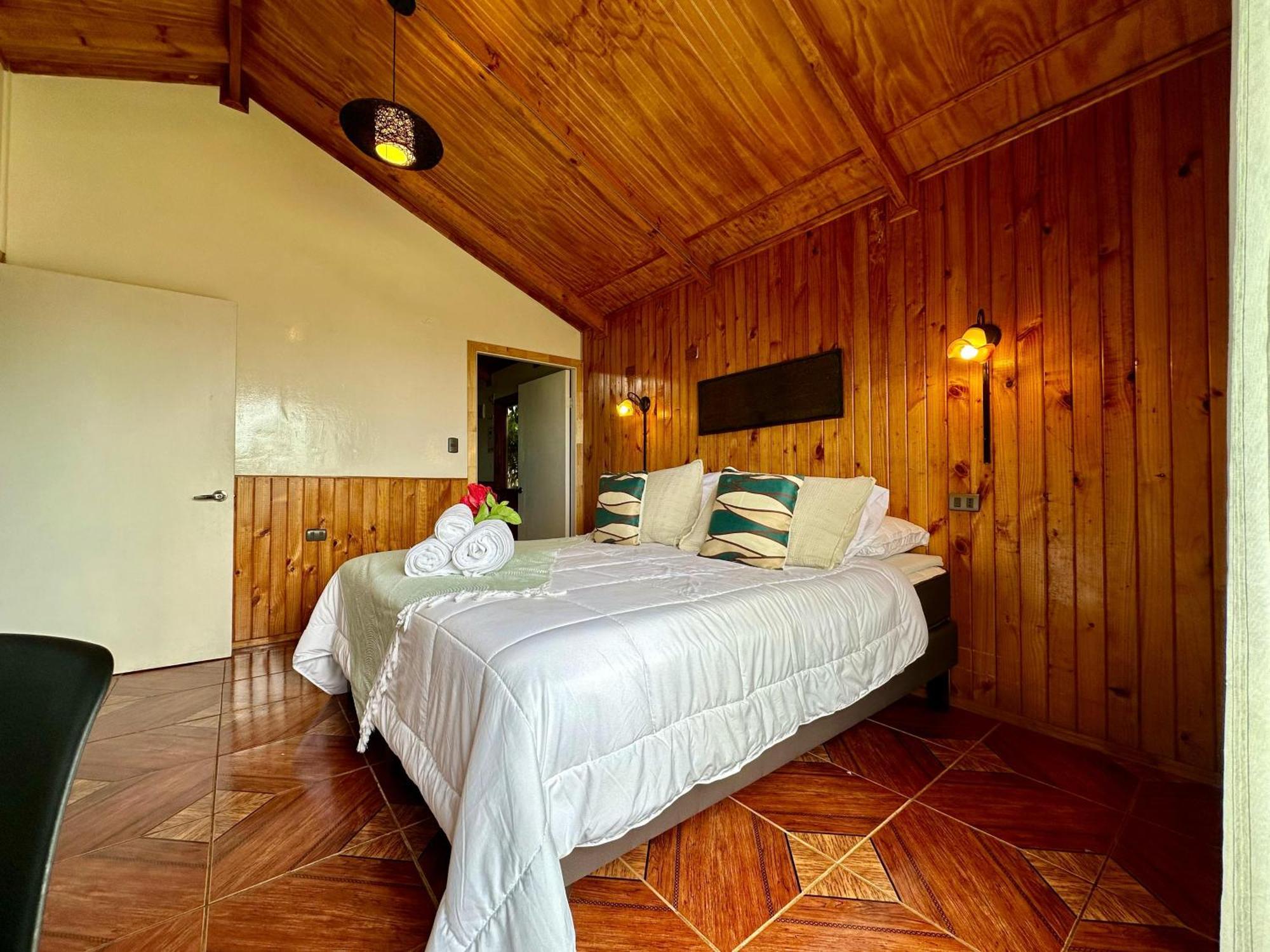 Paraiso Sunset Bungalows Hanga Roa Esterno foto