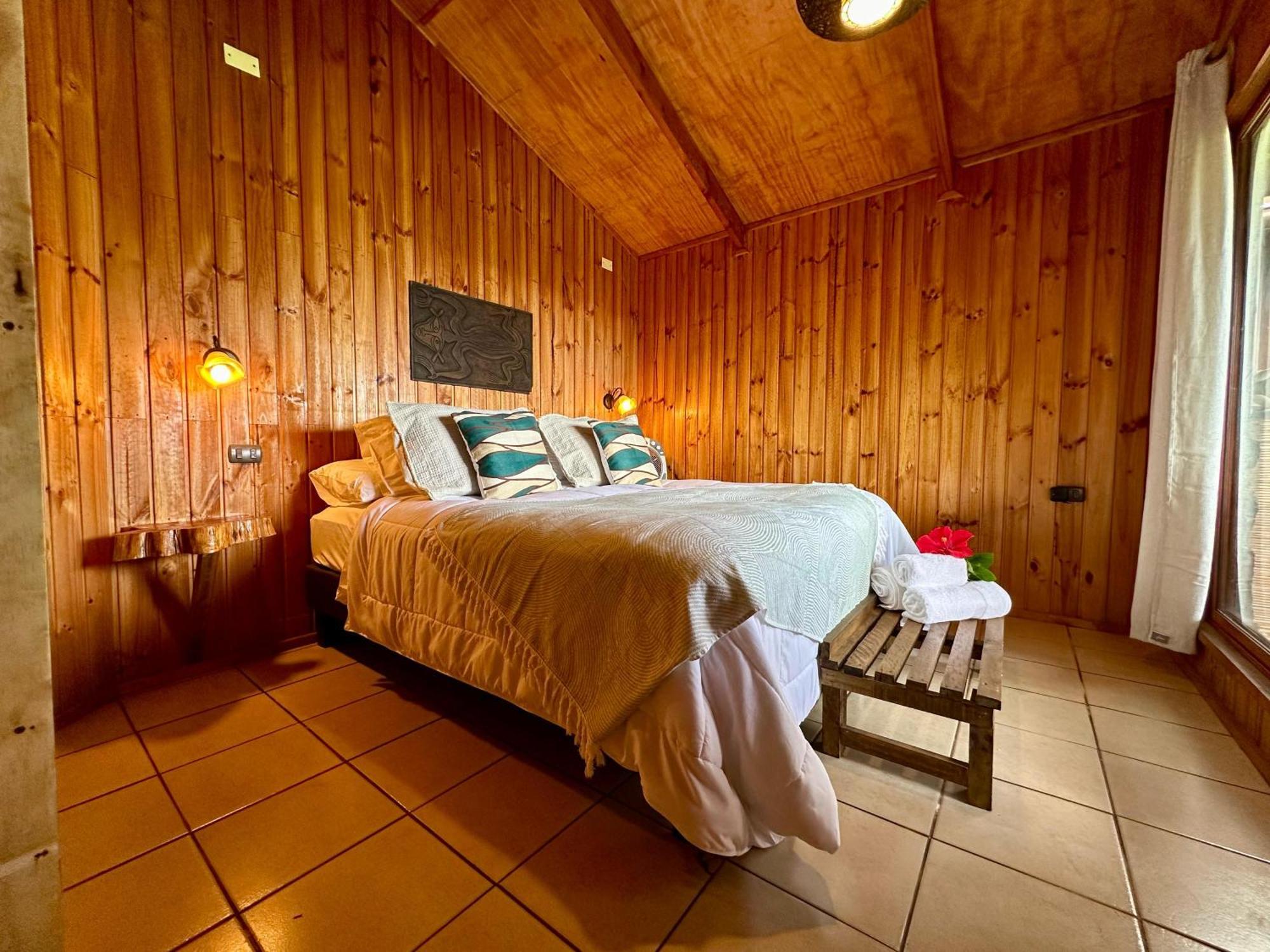 Paraiso Sunset Bungalows Hanga Roa Esterno foto