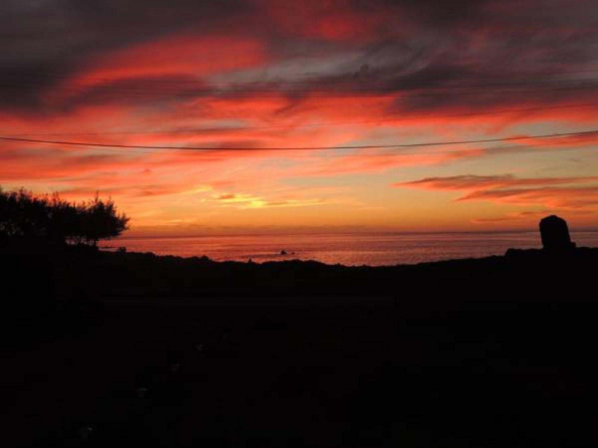 Paraiso Sunset Bungalows Hanga Roa Esterno foto